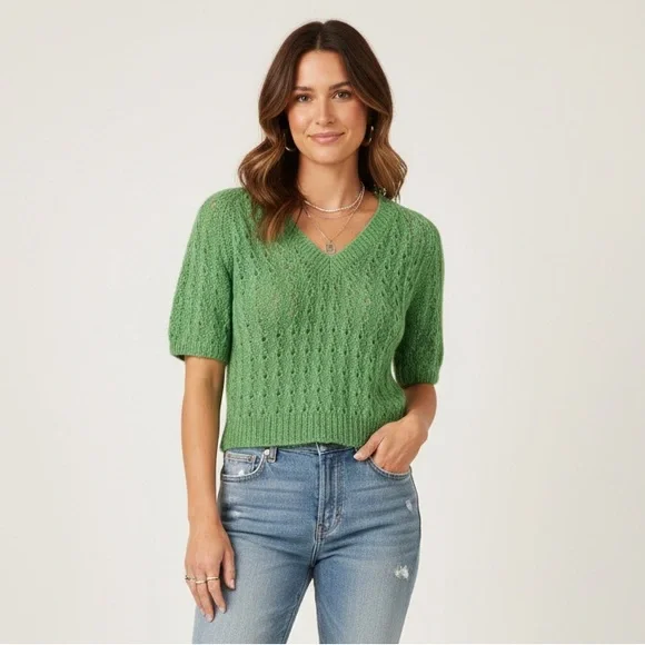 Green Open Knit Eyelet Short Sleeve V Neck Sweater Hand Knit S/M Cottagecore - Picture 9 of 9